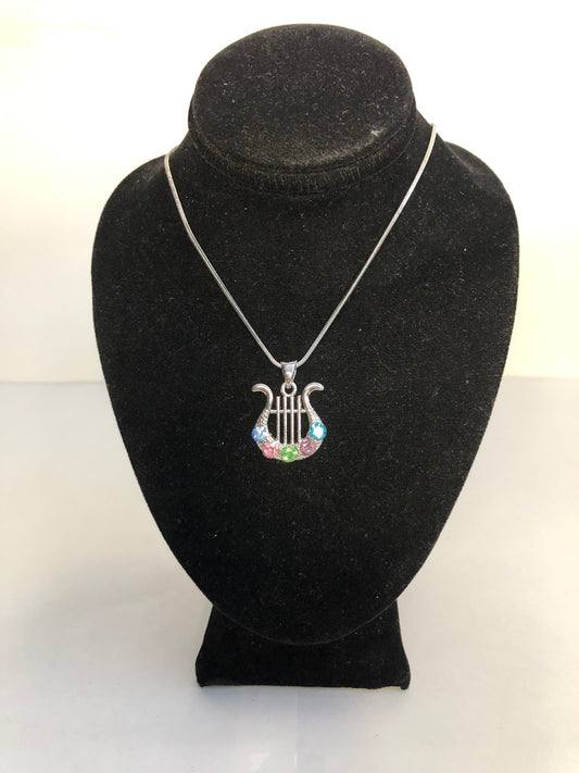 Harp necklace