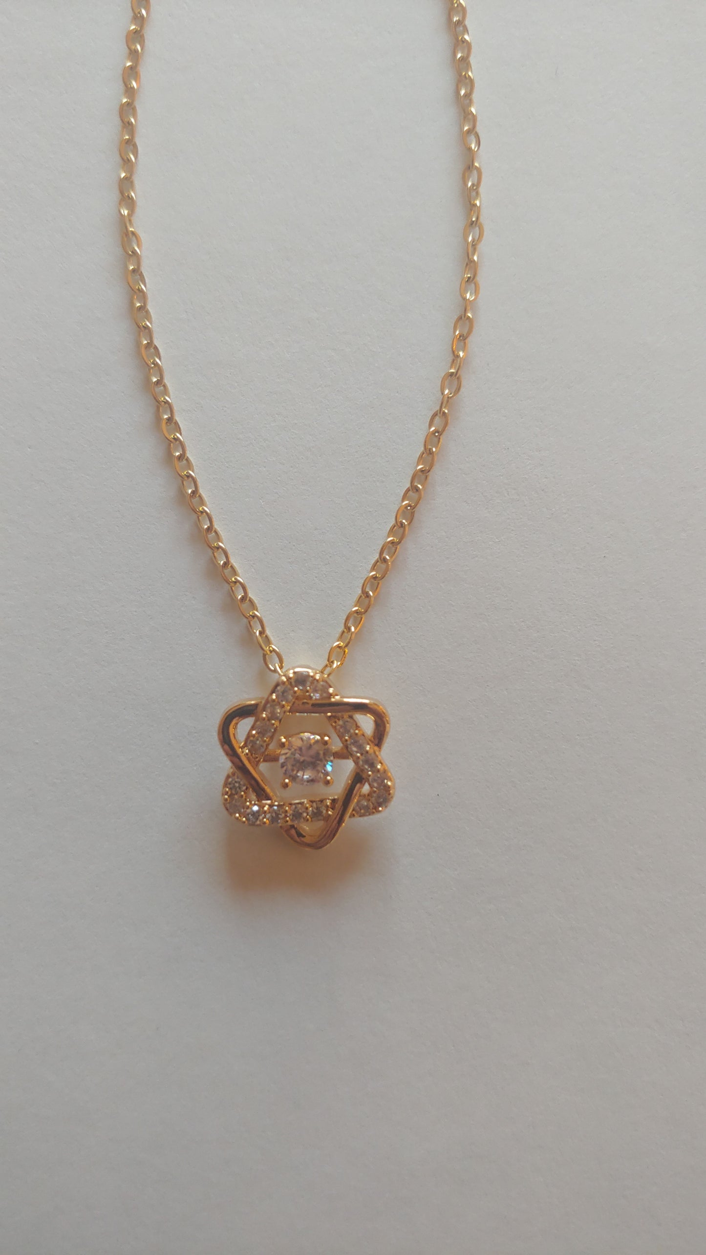 Star of David dainty Necklace - zircon / Gold tone