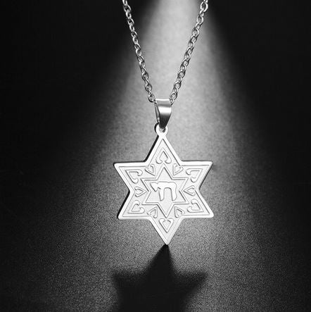 Star of David necklace with "Chai" in it